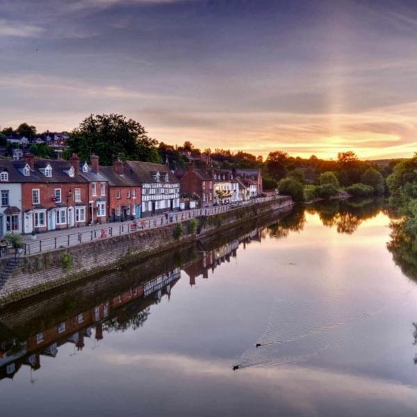Stylish 2 Bedroom Cottage With Hot Tub And Parking Bewdley Luaran gambar