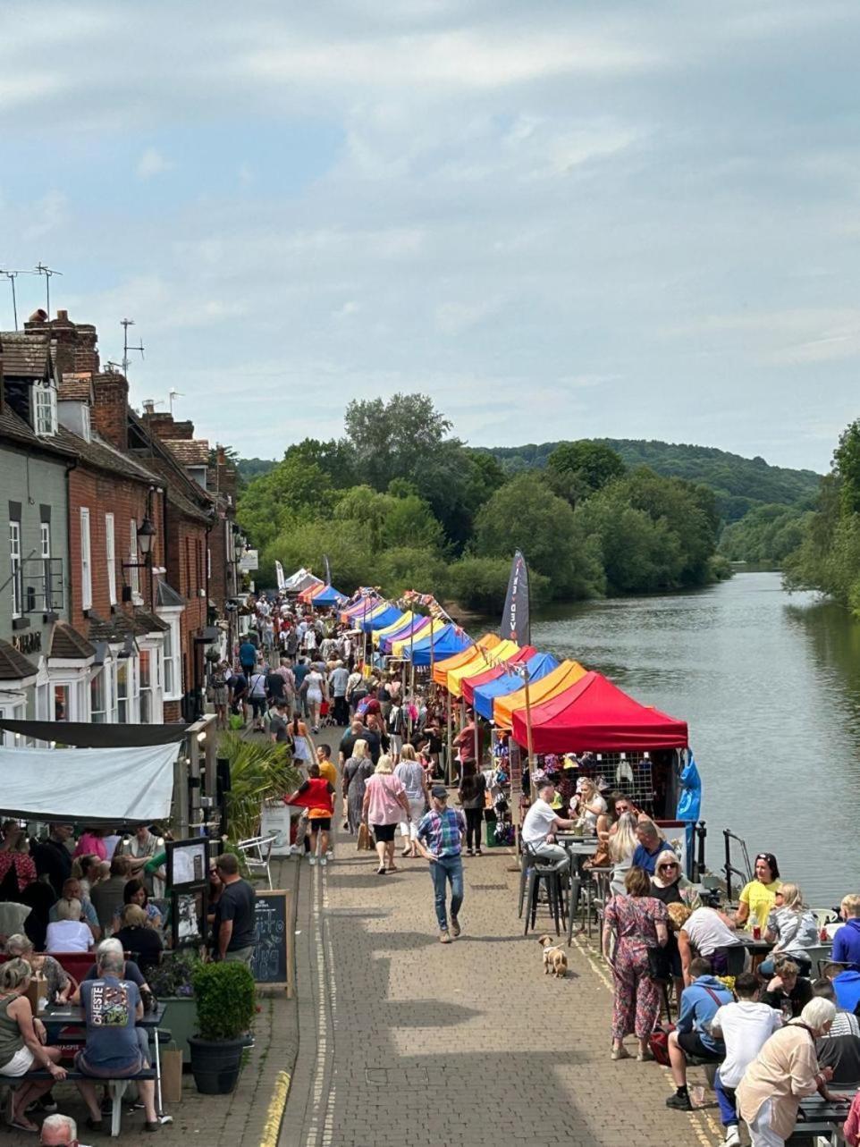 Stylish 2 Bedroom Cottage With Hot Tub And Parking Bewdley Luaran gambar